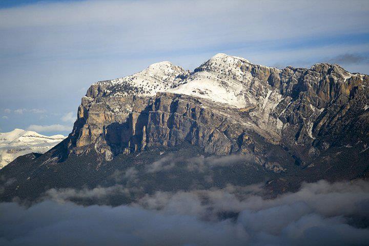 Hostal Pirineos Aínsa Екстериор снимка